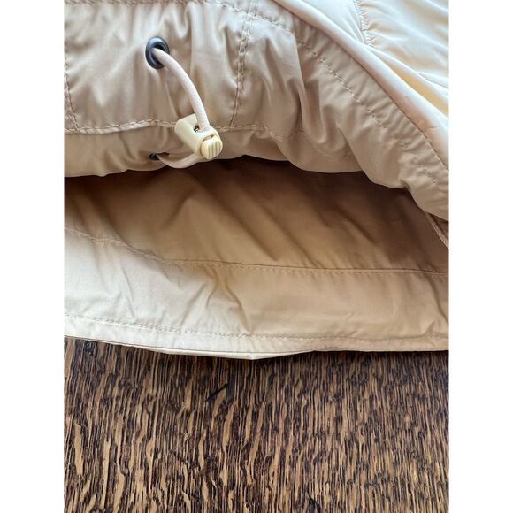 Patagonia Women’s Silent Down Jacket Beeswax Tan (Pale Yellow) NWT Size Large - Picture 4 of 10